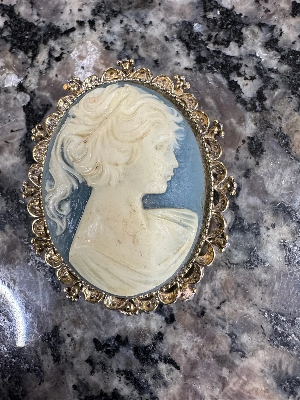 Vintage Cameo Brooch in Blue and Cream with Gold Frame
